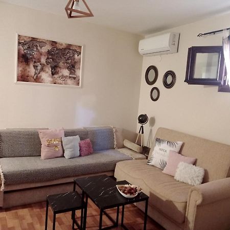 Elegant Apartment Солун Екстериор снимка