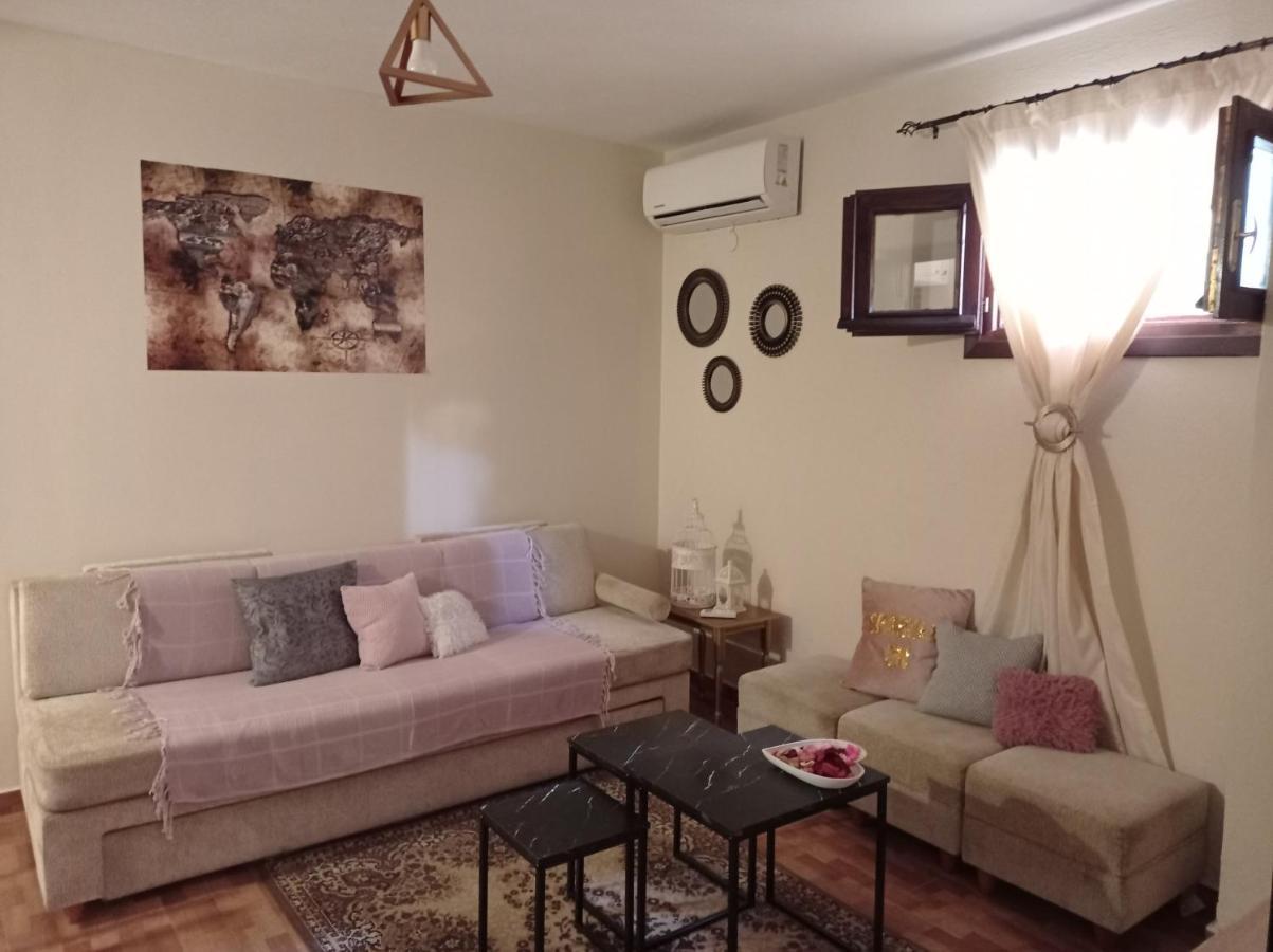 Elegant Apartment Солун Екстериор снимка
