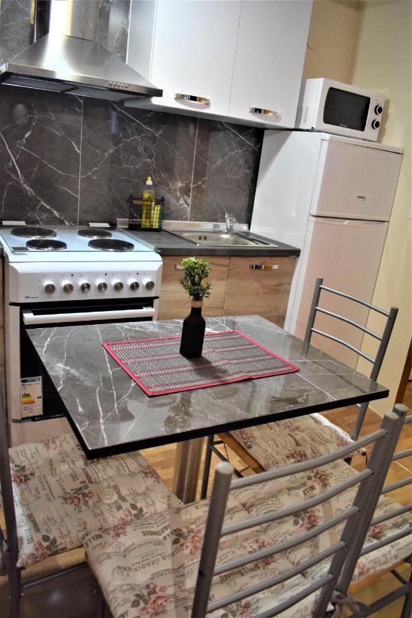Elegant Apartment Солун Екстериор снимка