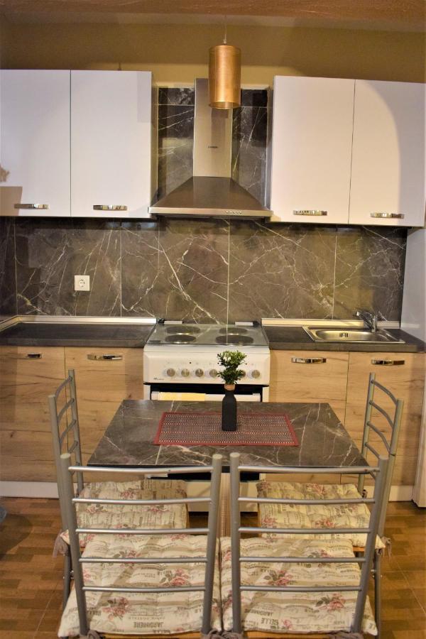 Elegant Apartment Солун Екстериор снимка